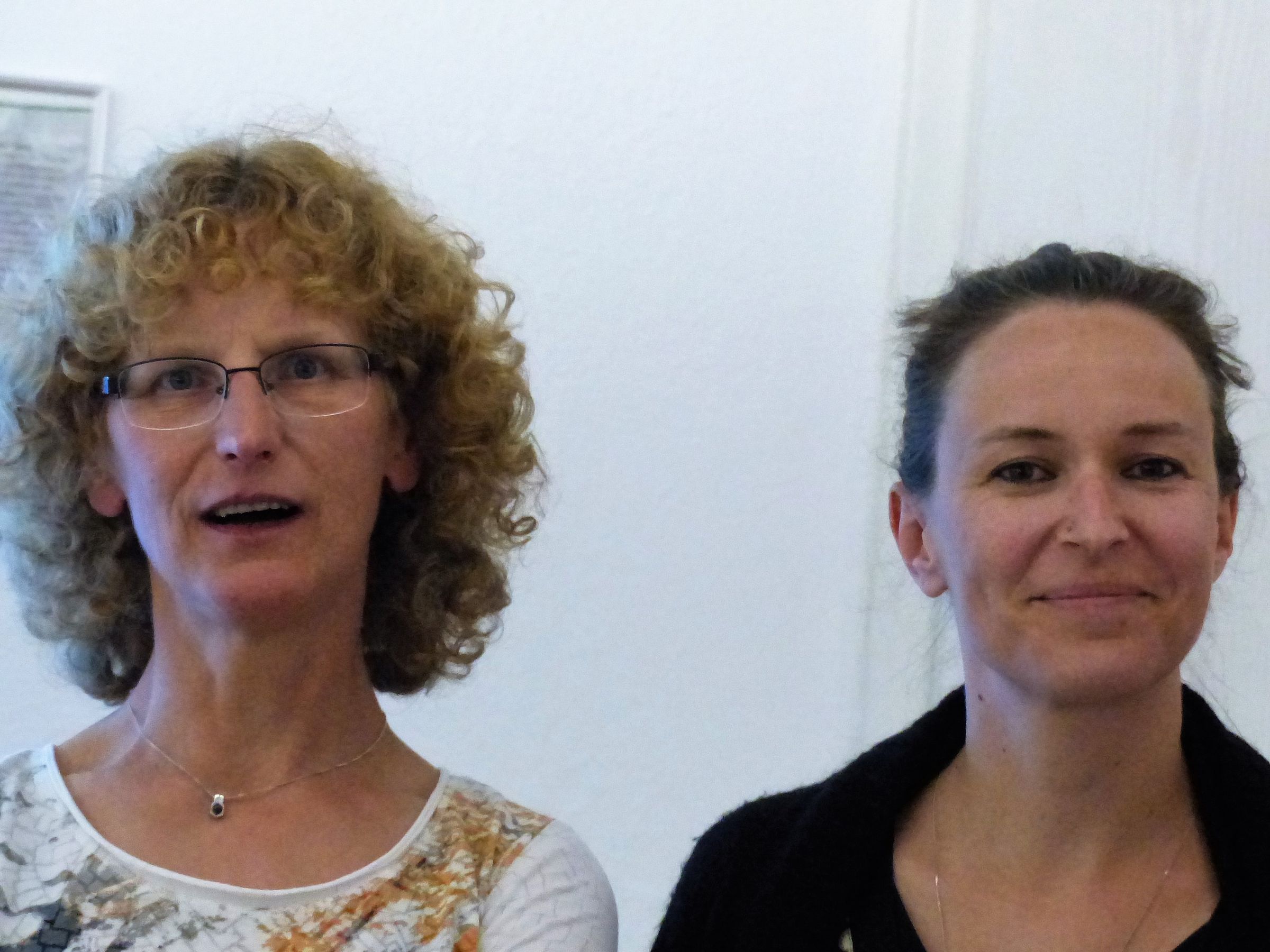 Andrea Wahl (r) 1. Vorsitzende, Birgit Schwering (l) stv. Vorsitzende Andrea Wahl (r) 1. Vorsitzende, Birgit Schwering (l) stv. Vorsitzende