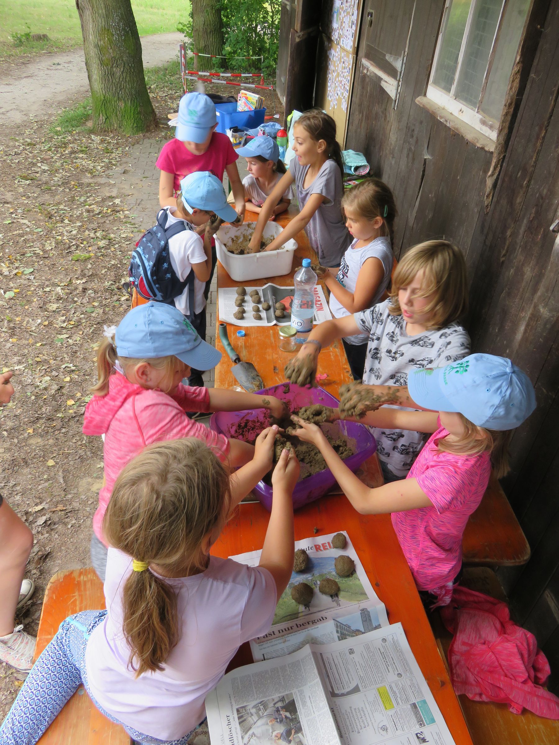 "Samenbomben" herstellen "Samenbomben" herstellen